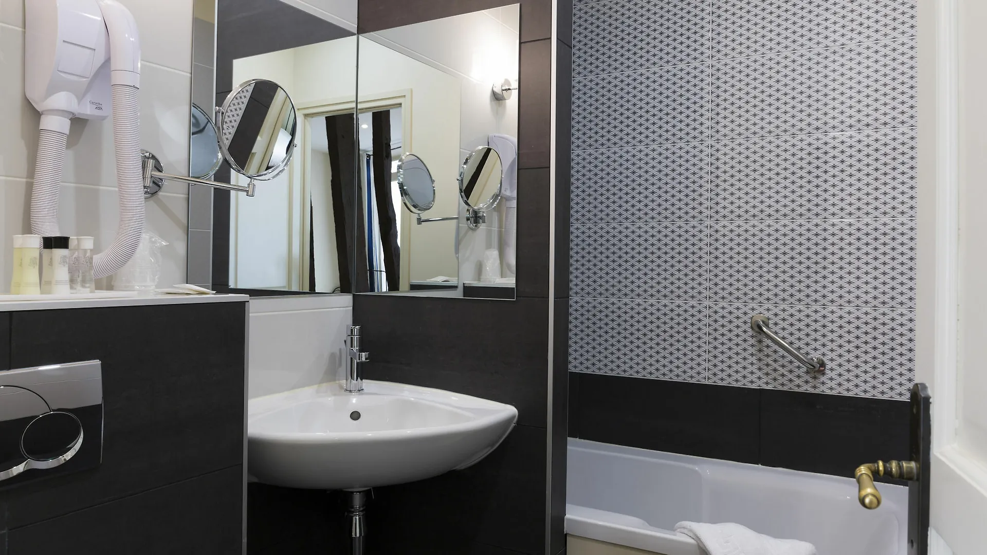 Mogador Hotel 3*